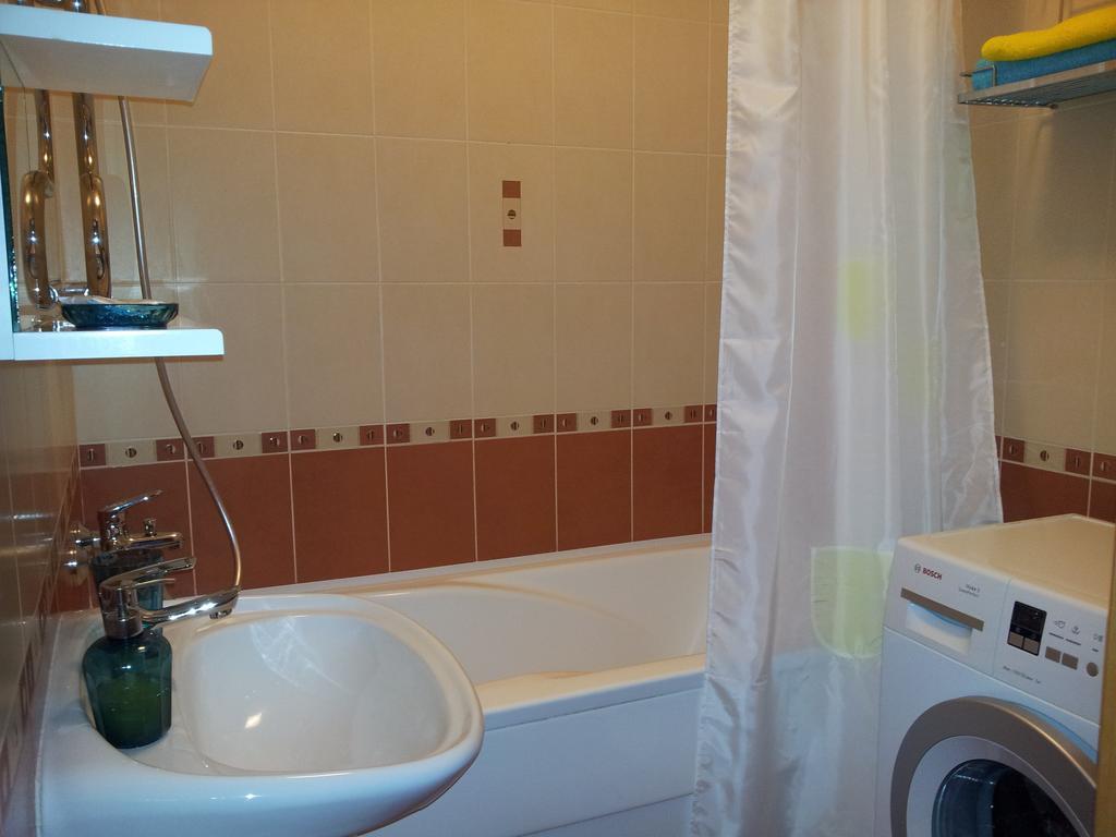Апартаменты Независимости 168-2 Minsk Phòng bức ảnh